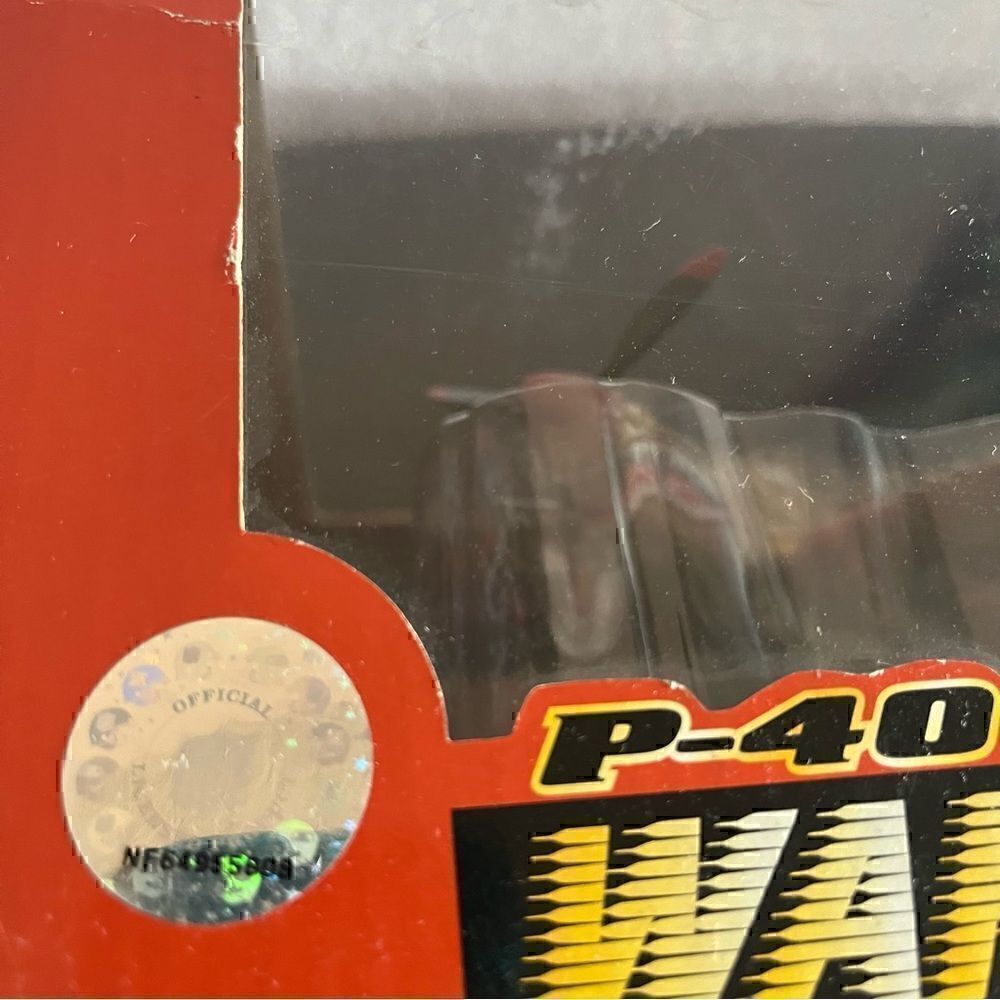 *30off3* 🏈 NWT. 1:48 Scale Die - Cast Warhawk SF 49ers NFL Team Collectible.​ - Picture 8 of 10